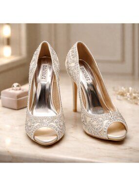 Badgley Mischka Ivory Crystal Embellished Peep Toe Heels Bridal Wedding Pumps